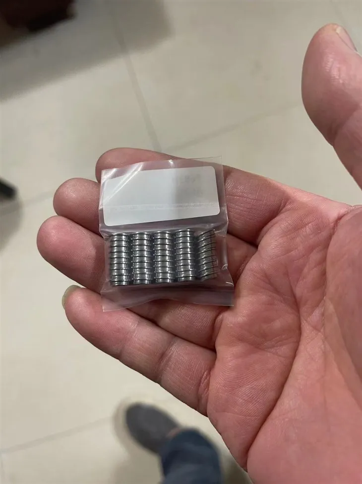 WXING F683H 深溝玉軸受ステンレス鋼玉軸受 440C オープンフランジ 3x7x2mm